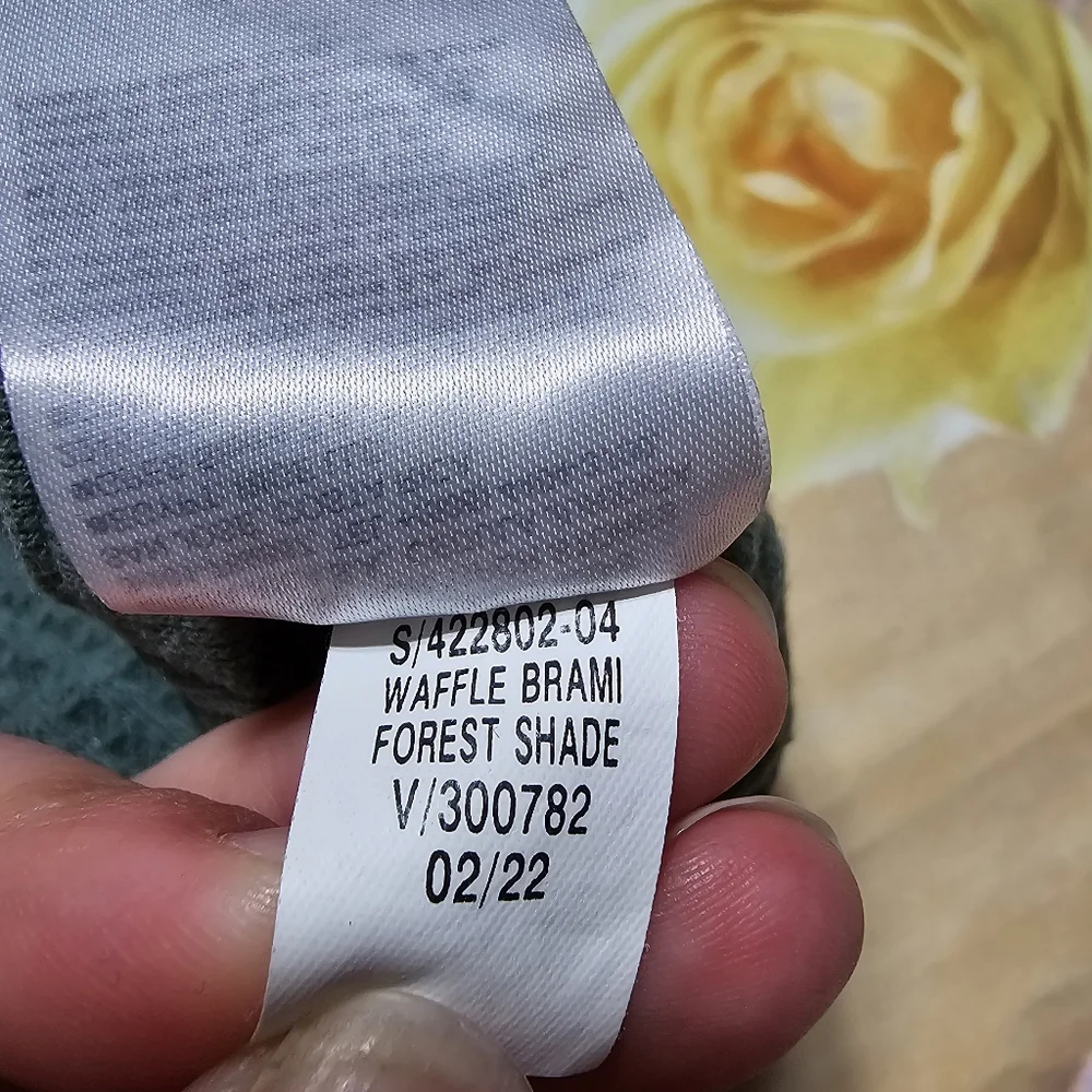 Old Navy olive green pajama top - Picture 7 of 8